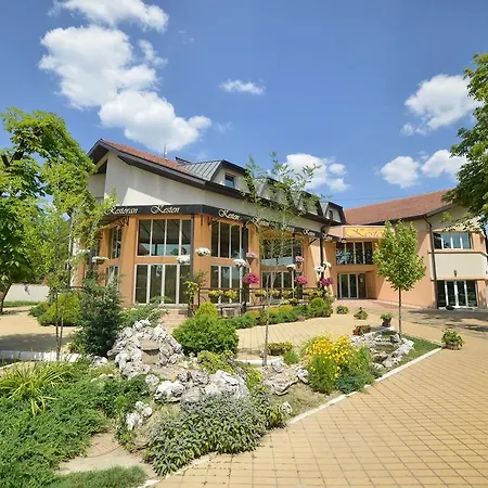 Kesten Hotel
