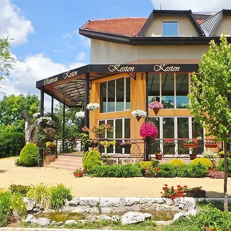 Kesten Hotel *